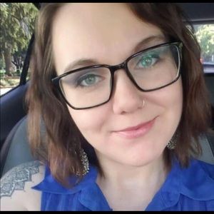 Meet your Posher, Kassie